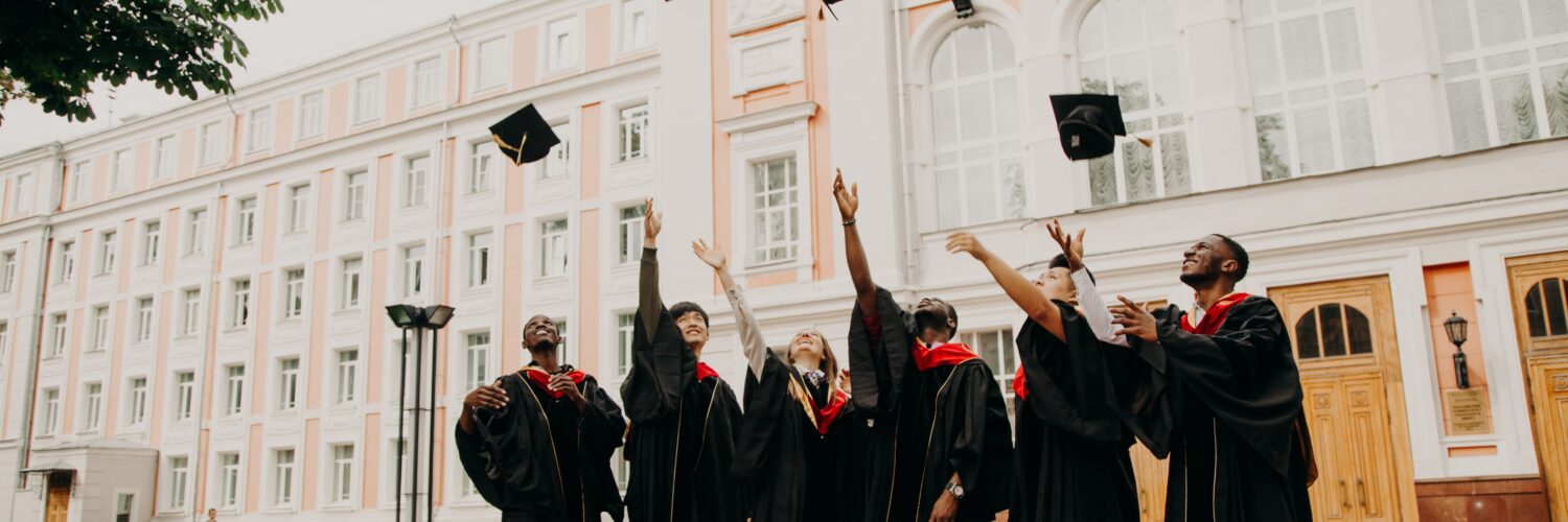 10 Things You Should Look for When Choosing Online College Degrees