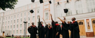 10 Things You Should Look for When Choosing Online College Degrees